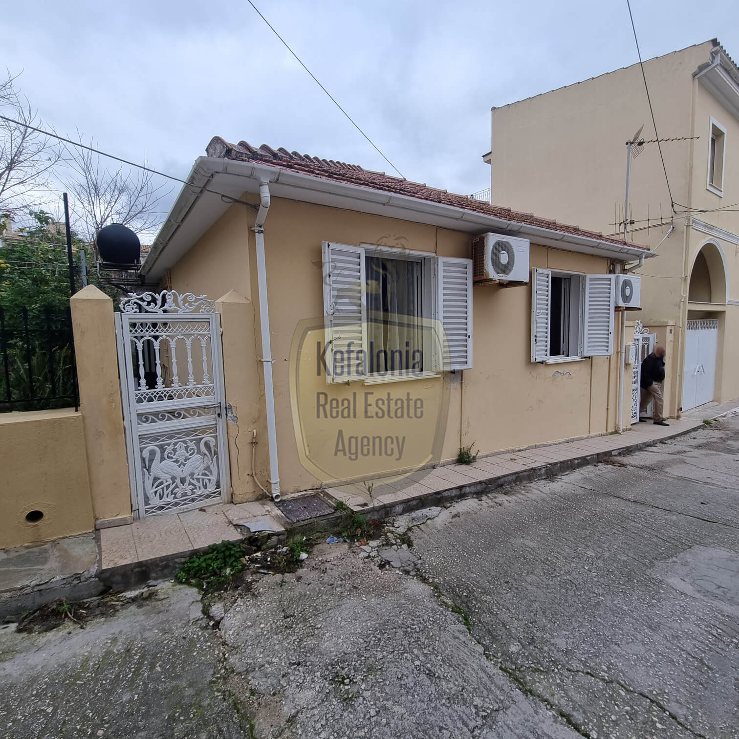 ΟΙΚΟΠΕΔΟ ΣΤΟ ΑΡΓΟΣΤΟΛΙ 178,37τμ