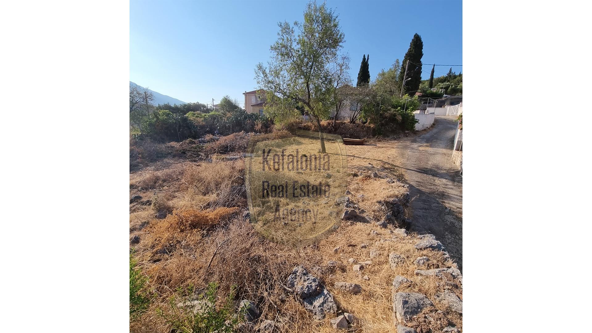 Οικόπεδο στα Δεμουτσαντάτα